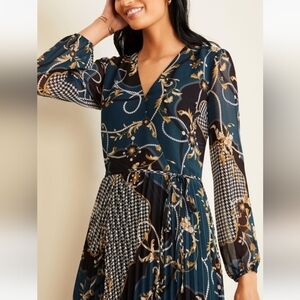 Scroll & Houndstooth Pleated Midi Dress